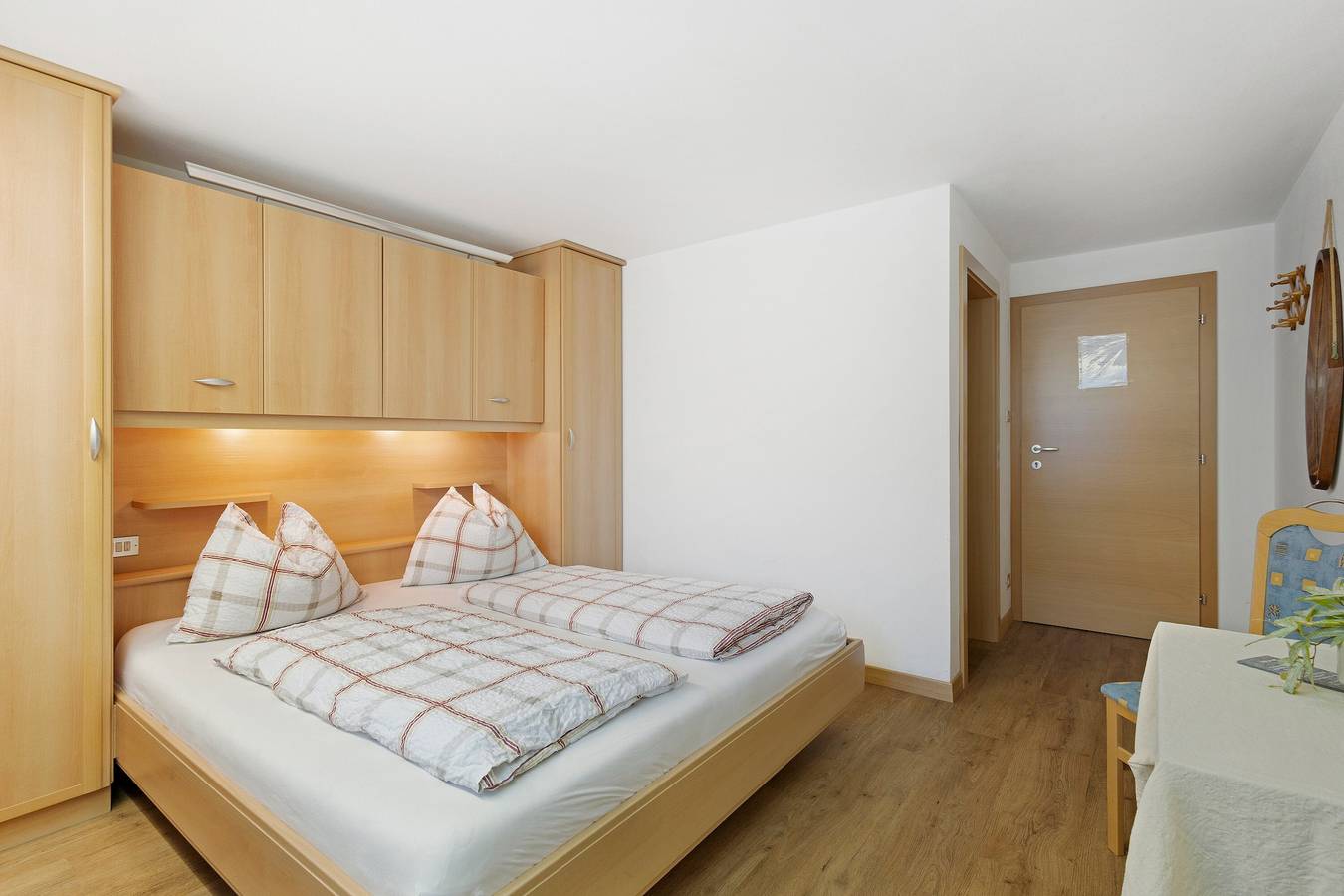 Zimmer 'Pension Waldheim 1' mit Bergblick, Gemeinschaftsgarten und Wi-Fi in Ahrntal, Zillertaler Alpen