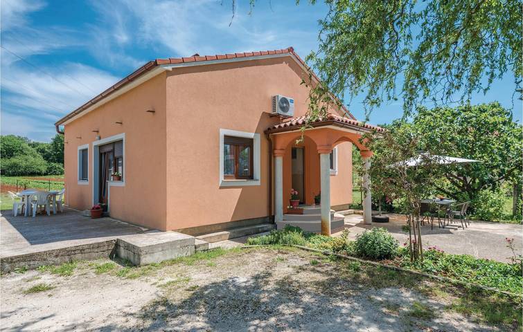 Ferienhaus für 6 Personen, mit Garten und Terrasse - 1