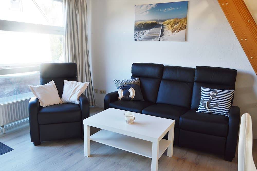 Ganze Wohnung, Renoviert! Fewo Möwennest am Schönberger Strand, mit Balkon/Wlan in Schönberg, Südliche Ostseeküste