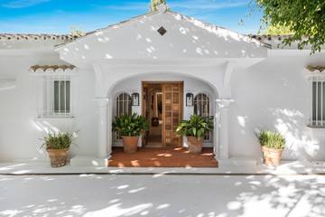 Villa for 6 Guests in Marbella East, Marbella, Picture 4