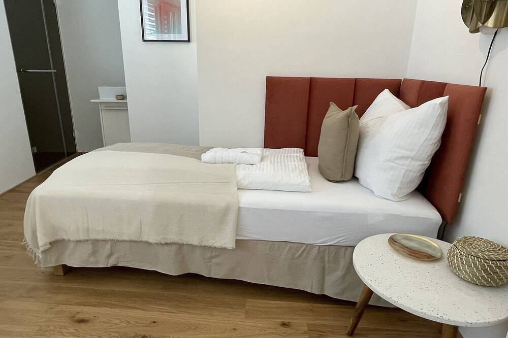 Entire apartment, \"Vincent Loft in the city center.\" in Bregenz, Bodensee-Vorarlberg