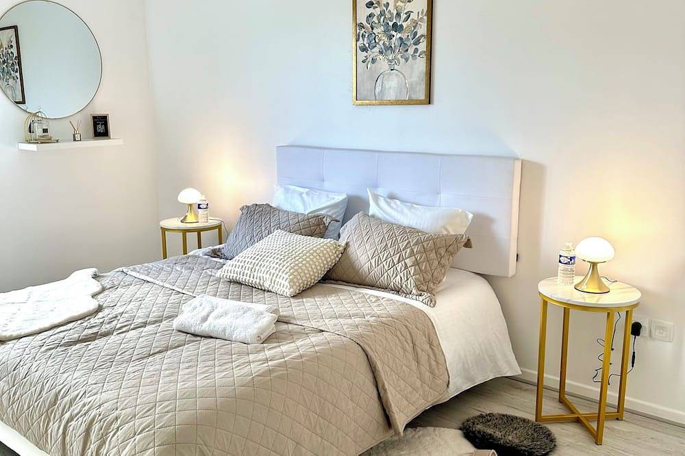 Apartamento entero, Perle Rare « Cosy de Laéroport » in Le Blanc-Mesnil, Sena-Saint Denis
