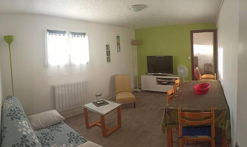 Appartement de vacances pour 4 personnes, avec jardin et terrasse, animaux acceptés