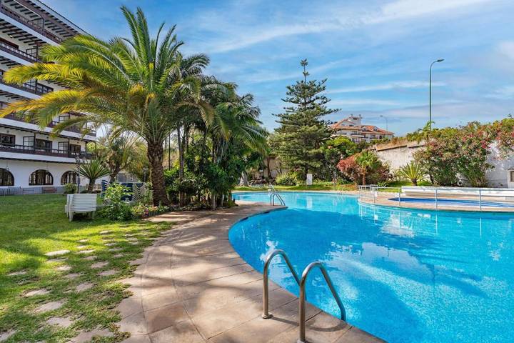 Location de vacances pour 2 personnes, avec jardin ainsi que bassin pour enfant et piscine, animaux acceptés à Puerto de la Cruz - 2