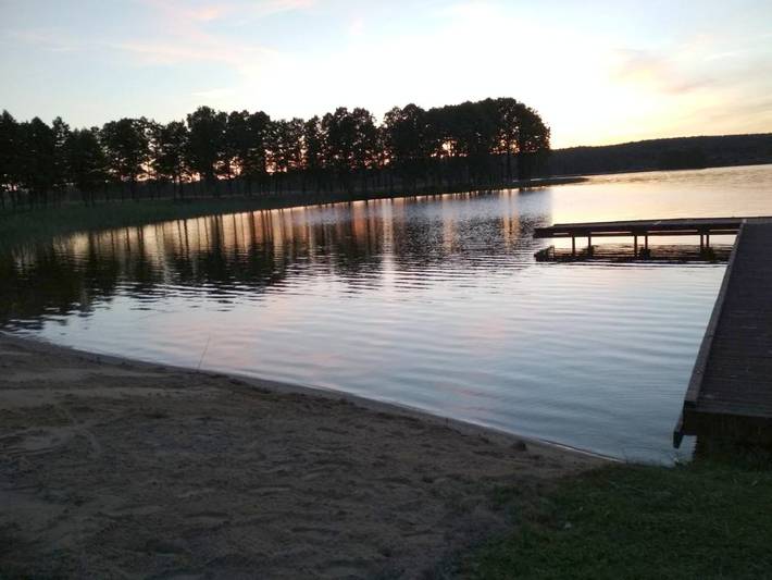 Dom dla 10 osób, z ogród i widok na jezioro oraz widok - 1