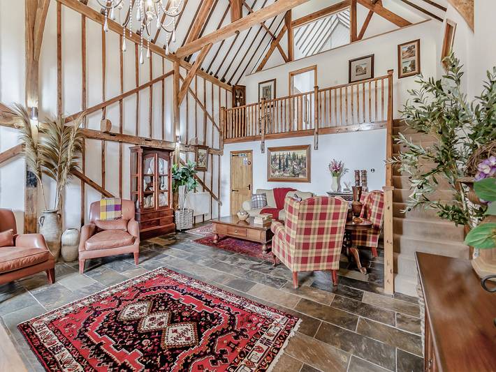 Casa rural para 8 personas con jardín in Woking, Surrey