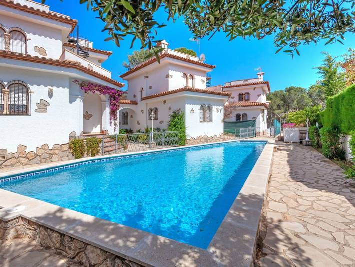 Casa de vacaciones para 6 personas, con terraza y jardín - 1