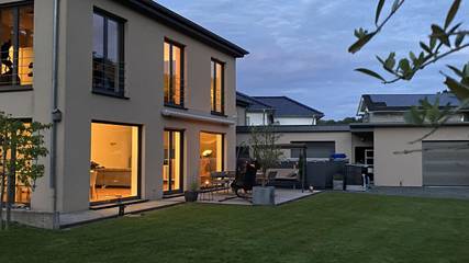 Ferienhaus für 8 Personen, mit Garten und Pool sowie Sauna in Landscheid