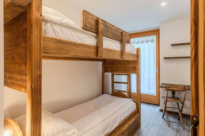 Ganze Wohnung, Gemütliche Wohnung für 6 Gäste mit  W-Lan, Tv und Innenhof in Carisolo, Adamello-Presanella-Alpen