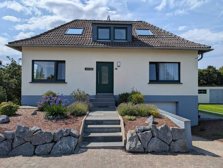 Ferienhaus für 6 Personen, mit Balkon und Terrasse sowie Garten und Ausblick