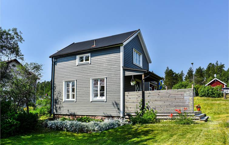 Ferienhaus für 4 Personen mit Garten in Tranås, Sommen