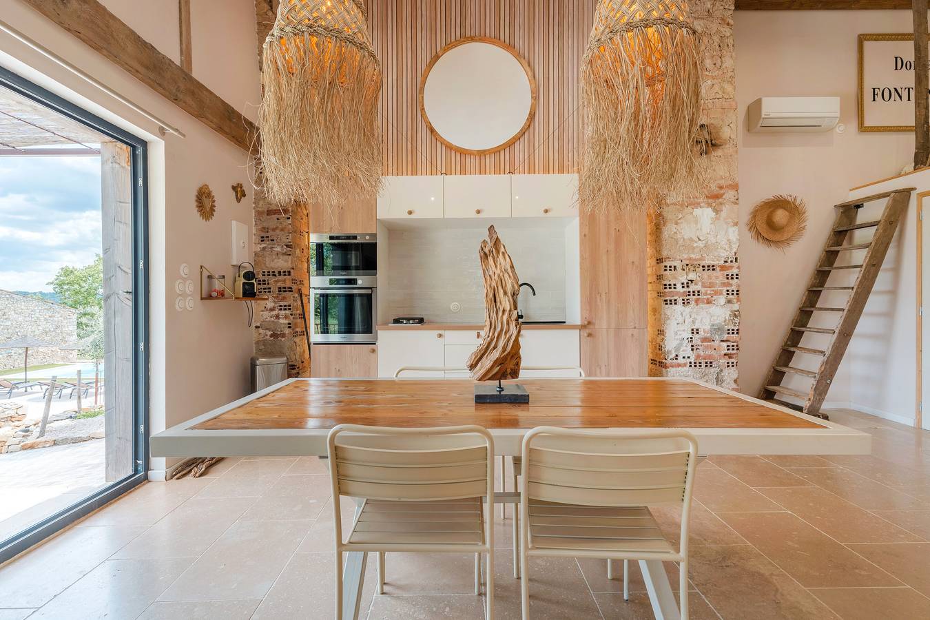 Ganzes Studio, Studio 'Petit Loft A La Campagne' mit Gemeinschaftspool, Balkon und Klimaanlage in Esparron, Brignoles Region