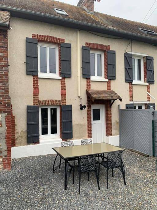 Two-Bedroom House in Poses (homonymie), Région de Les Andelys
