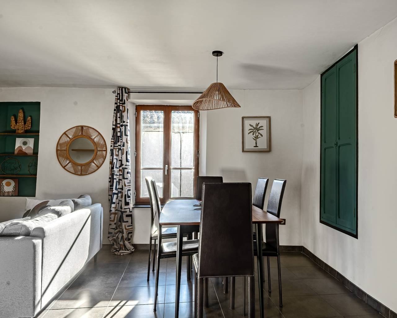 Ganze Wohnung, Apartment 'La Glycine' mit Wlan und Klimaanlage in Montolieu, Carcassonne und Umgebung