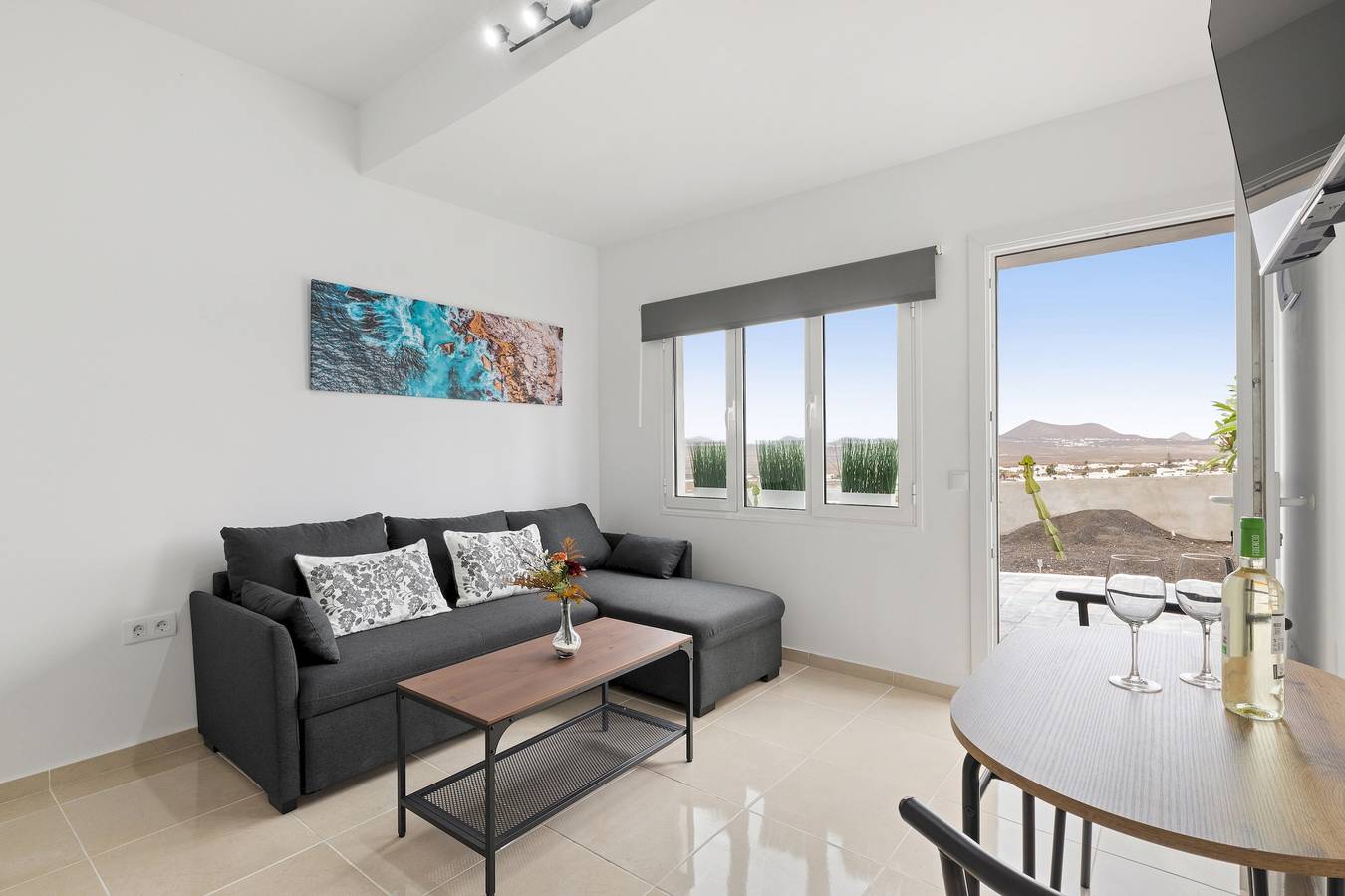 Apartamento entero, Home2Book Cozy Terrace House with Volcano Views in Nazaret, Teguise