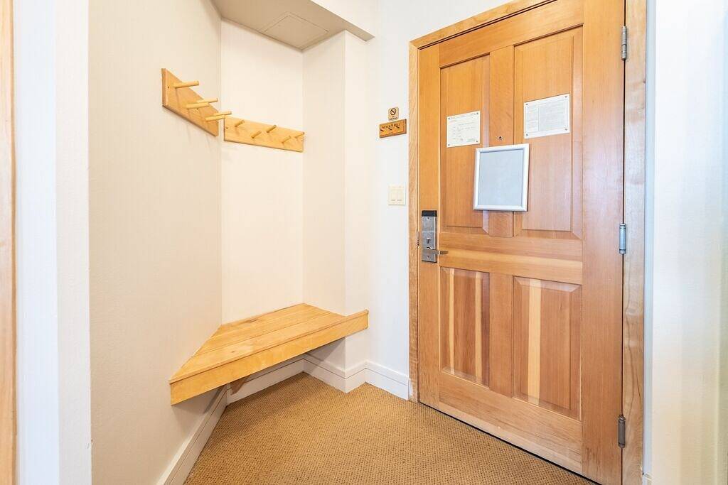 Ganze Wohnung, Condo in River Run Only a 4-minute Walk to Gondola w/ Private Balcony in Arapahoe Basin