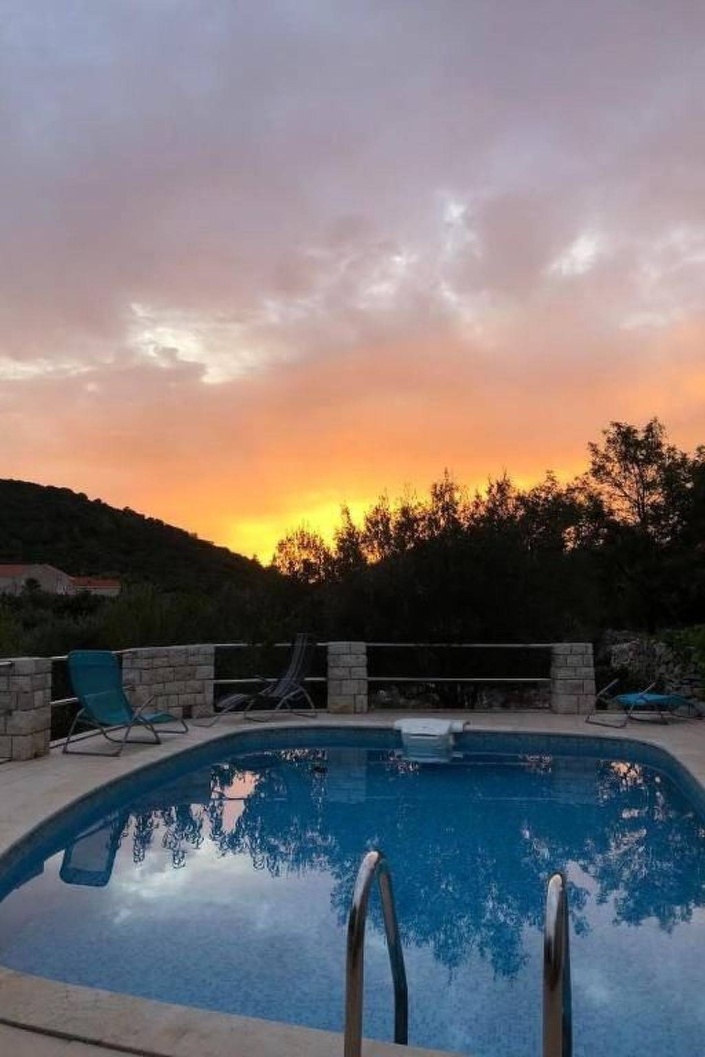 "Kastil" mit privatem Pool in Zrnovska Banja, Korcula