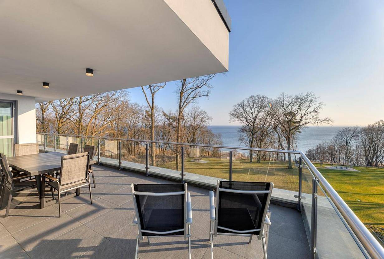 Ganze Wohnung, Penthouse Apartment mit Sauna und Dachterrasse mit Haffblick in Garz, Usedom