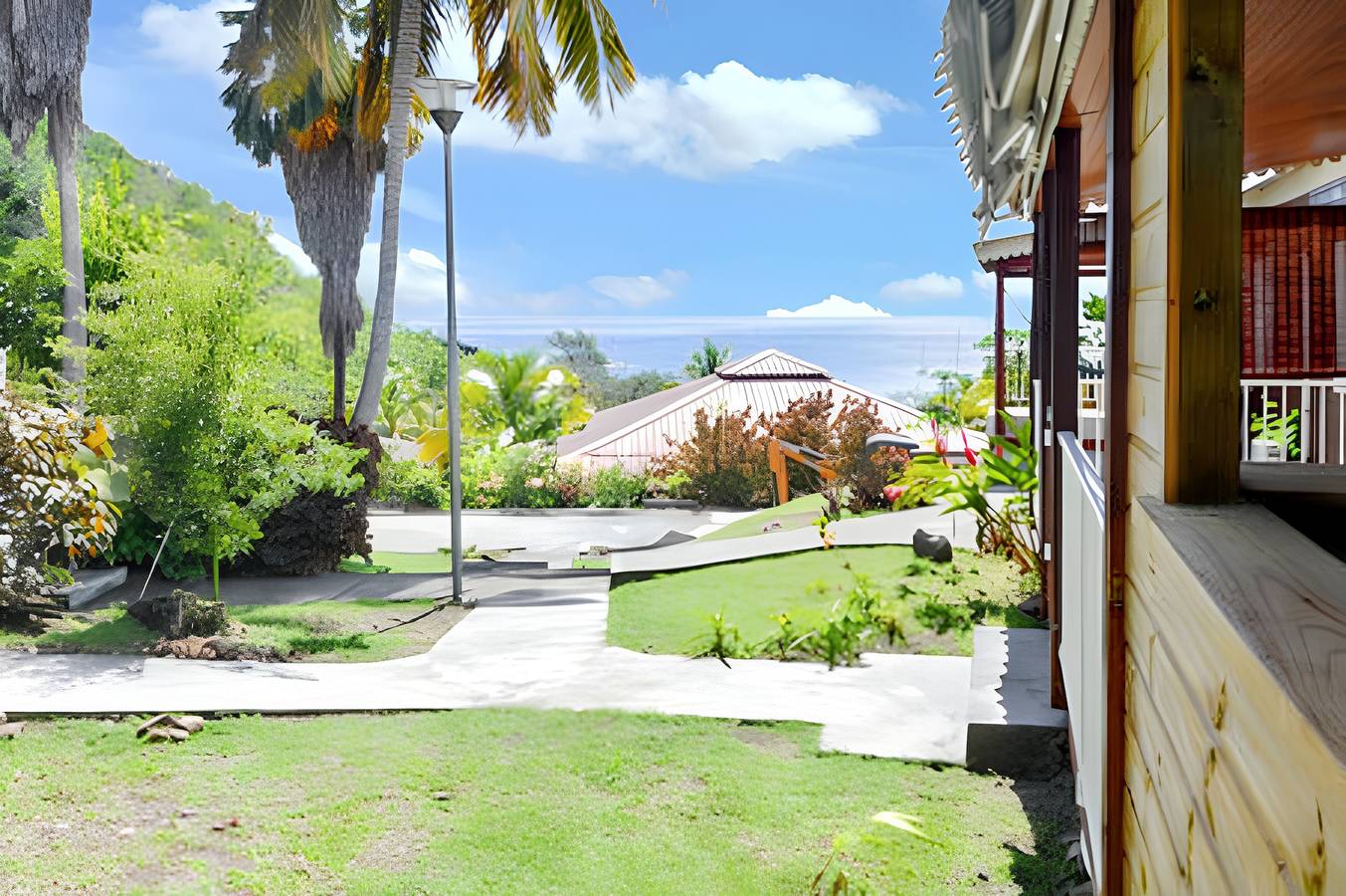 Charming Bungalow near Bouillante with Air Conditioning in Bouillante, Guadeloupe (Caribbean)