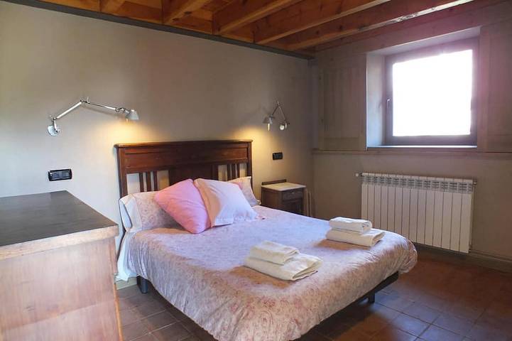 Gîte pour 5 personnes, avec jardin et balcon à Pardines - 3