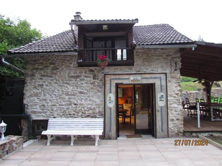 Location de vacances pour 4 personnes, avec jacuzzi et jardin, adapté aux familles à Bersac-sur-Rivalier - 3