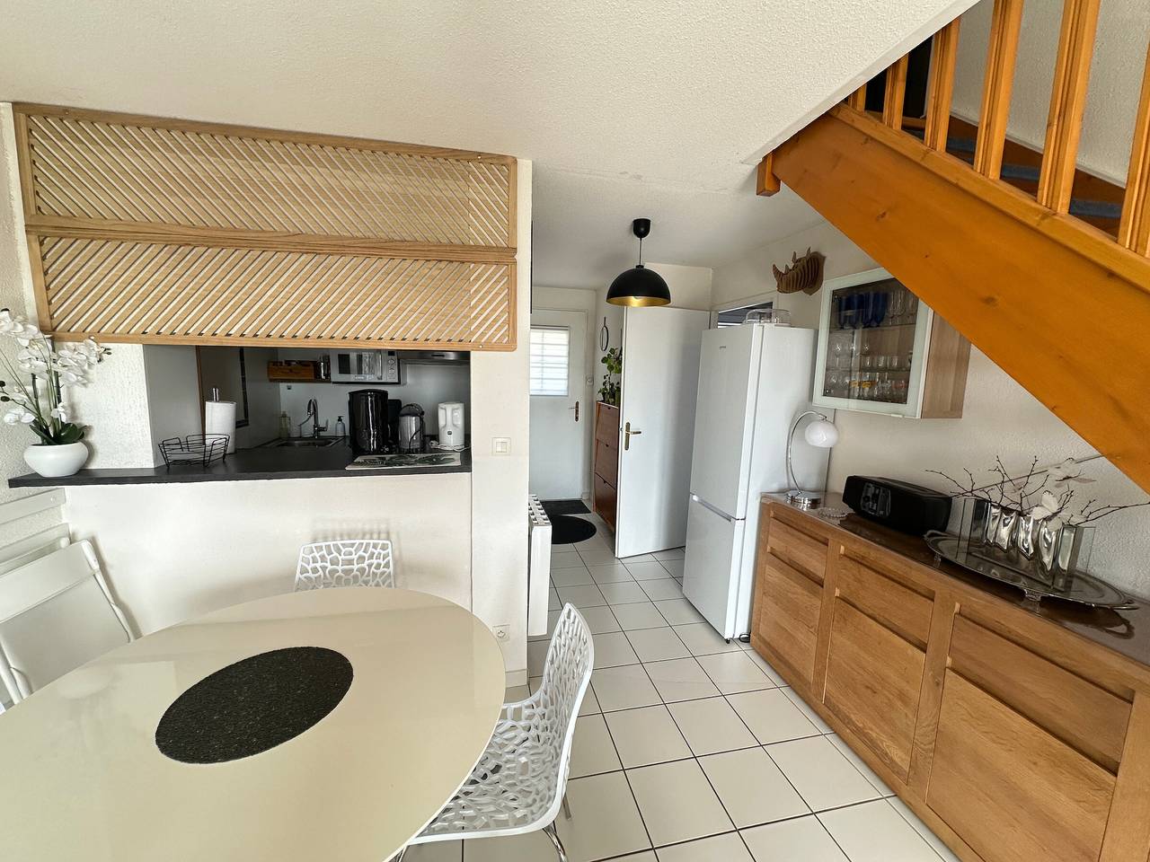 Apartamento entero, Encantador dúplex de 4 habitaciones con piscina, ideal para 6 personas in Dives-sur-Mer, Region de Lisieux
