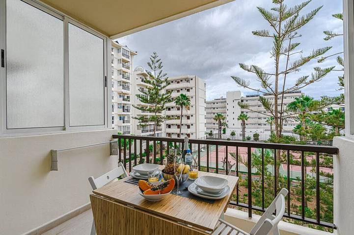 Apartamento de vacaciones para 4 personas, con jardín además de piscina y terraza - 1