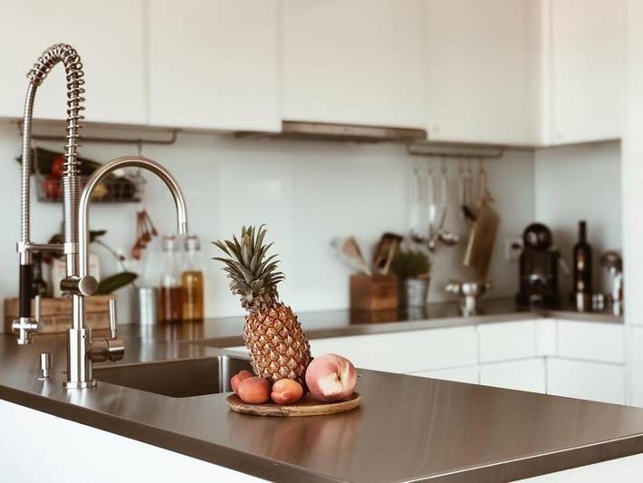 Apartamento de vacaciones para 5 personas, con vistas además de terraza y piscina - 1