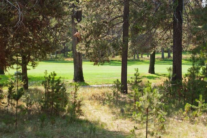Holiday home for 8 people, with terrace and hot tub in Oregon