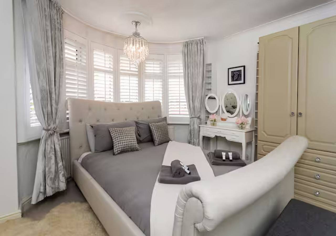 Beautiful Escape | Wi-Fi | Garden & Free Parking - Pass the Keys in Nottingham, East Midlands