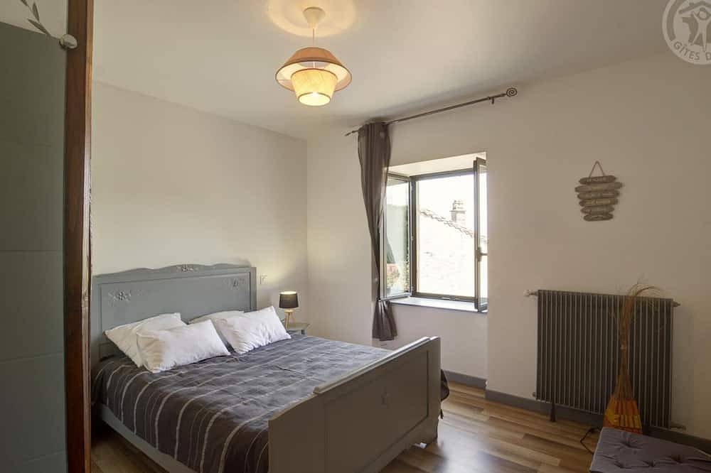 Encantadora casa con jardín y wifi en Chalmazel-Jeansagnière in Chalmazel, Montbrison