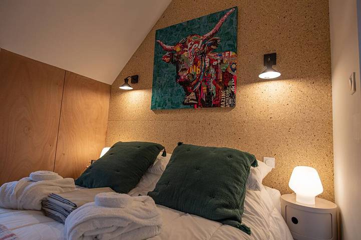 Chalet Grand confort, quiet, exceptional view, Sauna, 6/10 people in Murol, Parque Natural Regional Volcans d'Auvergne