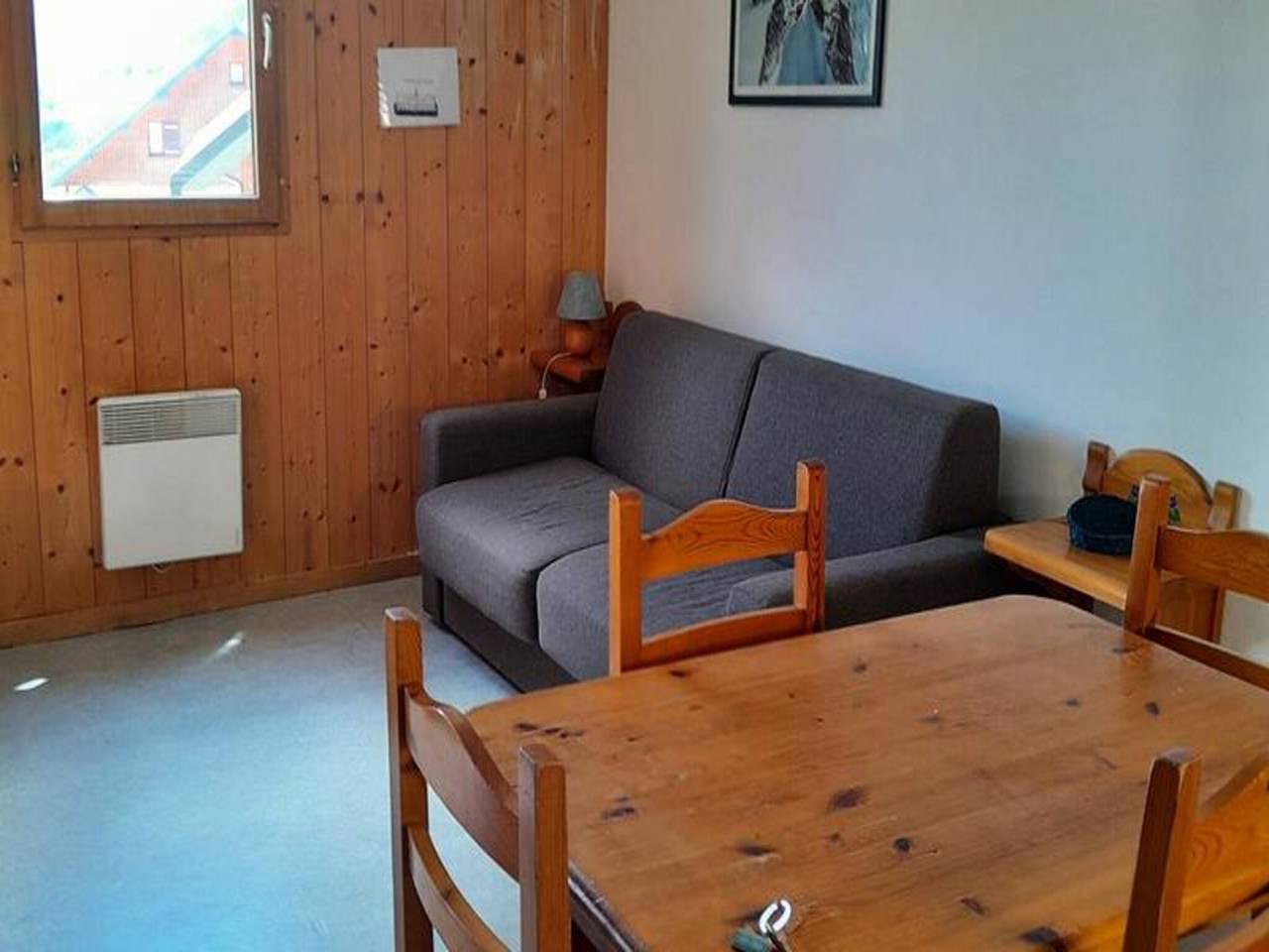 Apartamento entero, Apartamento en La Chal, cerca de las pistas de esquí in Saint-Jean-d'Arves, Región de Saint-Jean-de-Maurienne