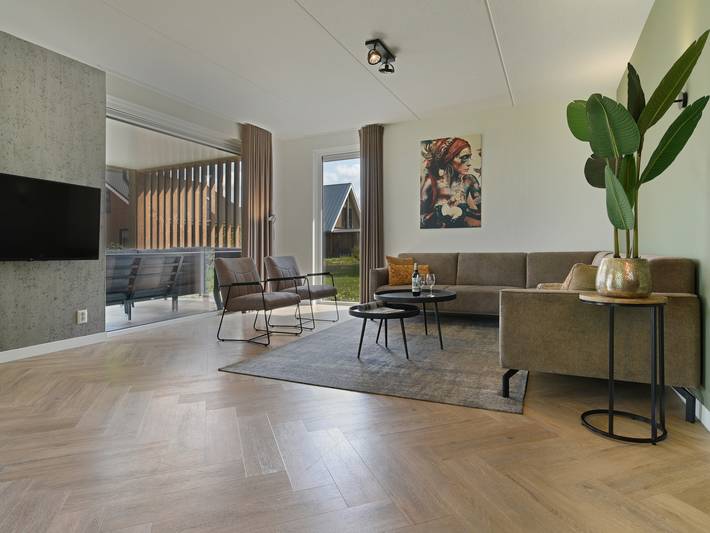 Bungalow for 8 people, with balcony/terrace and terrace as well as sauna - 1