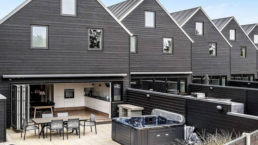 Ferienhaus für 9 Personen, mit Sauna und Whirlpool, mit Haustier in Blavand