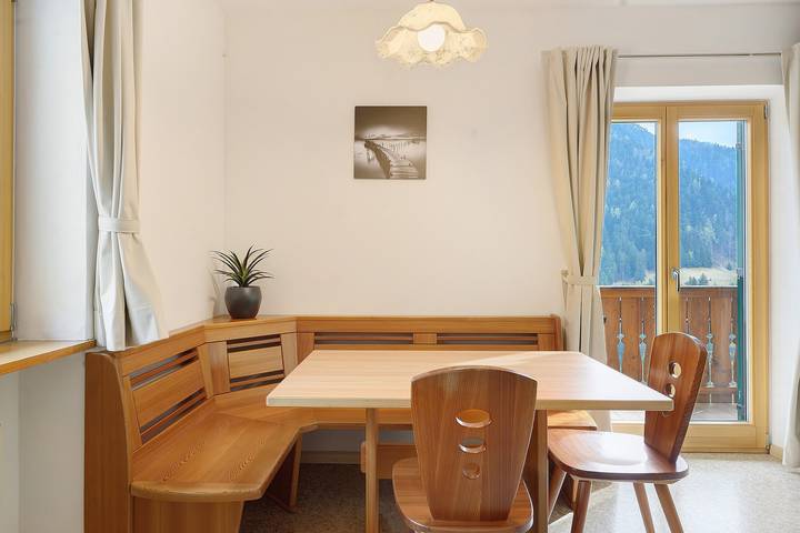 Ferienwohnung für 4 Personen, mit Balkon im Eisacktal - 2