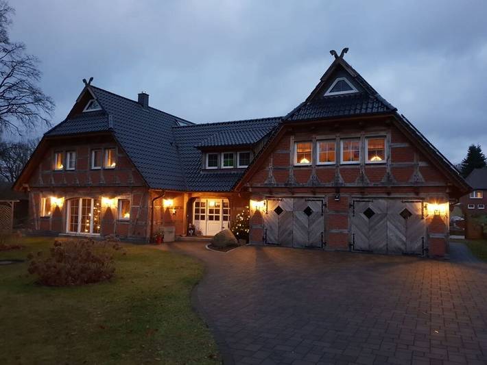 Ferienhaus für 6 Personen, mit Balkon und Terrasse sowie Garten und Sauna in Bispingen