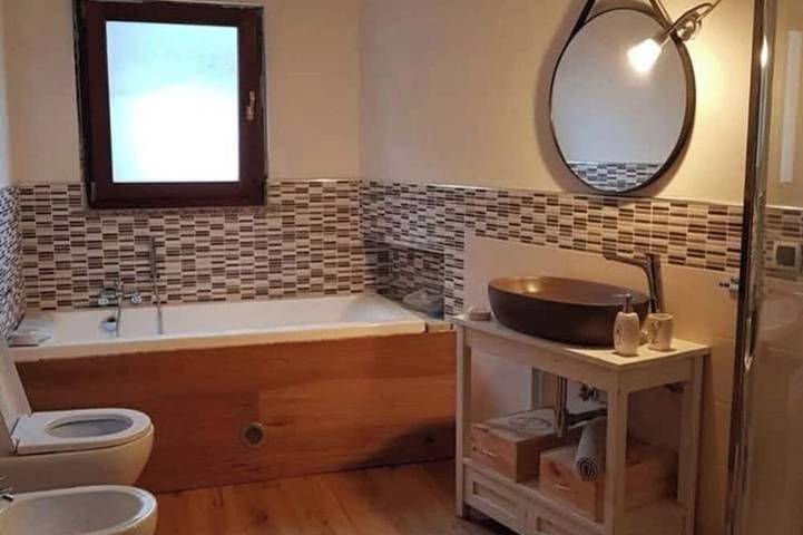Apartamento entero, \"Al Planet\" Mountain Lodging: Hiking and Golf in Comune di Gignod, Alpes del Valais