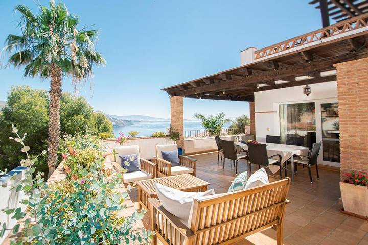 Chalet para 6 personas, con vistas además de piscina y jardín en Costa Tropical - 3