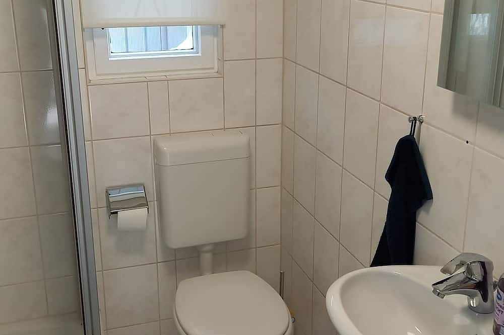Bungalow am Rande des Auwald von Leipzig & direkt am Saale-Leipzig-Kanal in Schkeuditz, Nordsachsen