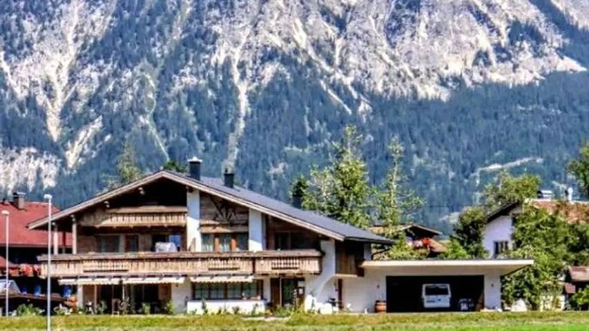 Ferienwohnung für 4 Personen, mit Balkon und Garten in Tannheim (Tirol)