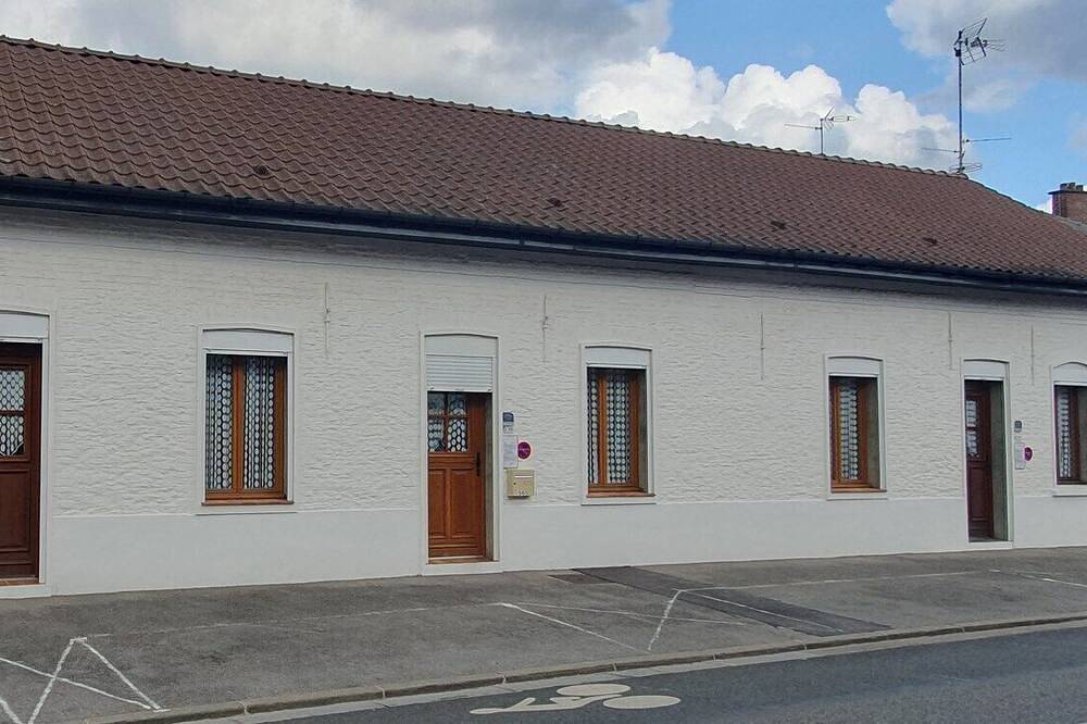 Gite 557. Single-storey, 1-bedroom house 5 minutes from the forest in Saint-Amand-les-Eaux, Valenciennes region