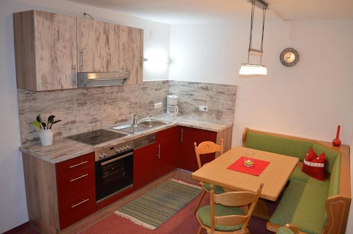 BnB für 4 Personen, mit Ausblick und Balkon sowie Garten in Oberstdorf - 3