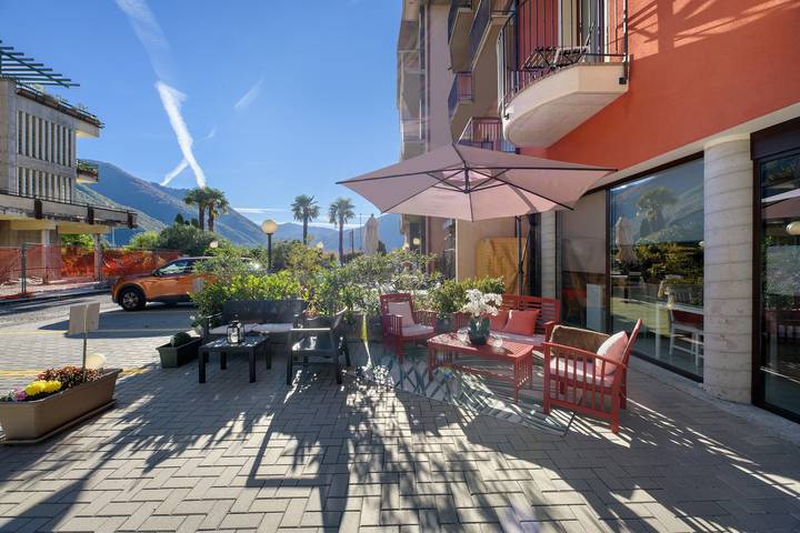 Ferienwohnung für 2 Personen, mit Balkon und Seeblick am Luganersee