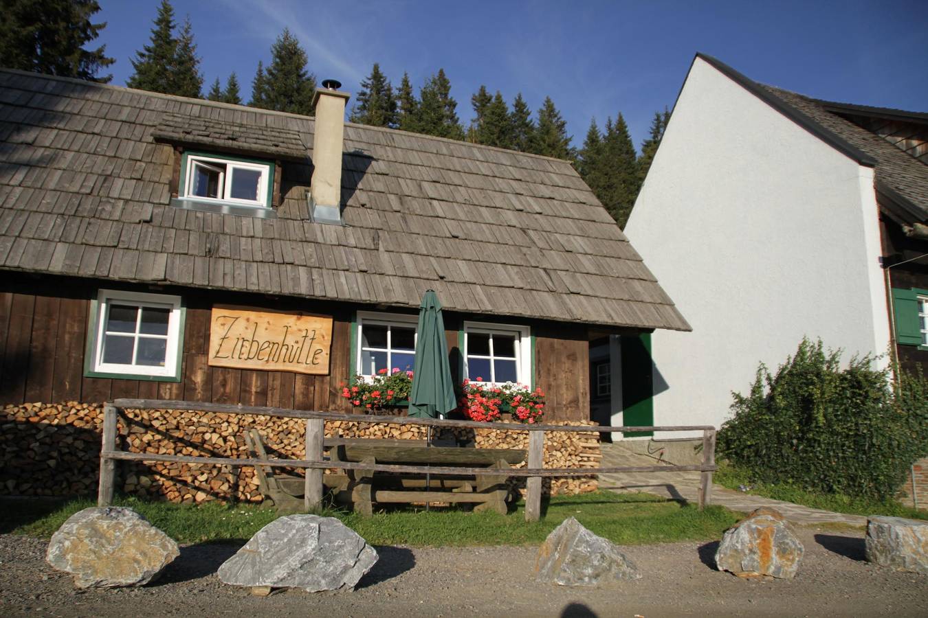 Ganze Ferienwohnung, Zirbenhütte in Mühlen, Lavanttaler Alpen