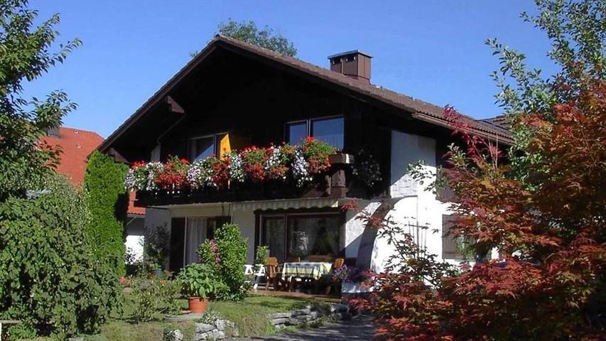Ferienwohnung für 4 Personen, mit Balkon in Altstädten