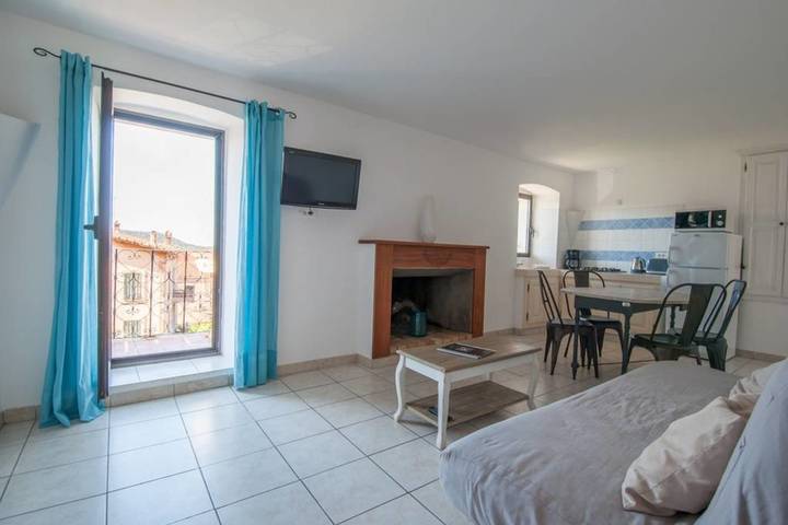 Gîte pour 4 personnes, avec balcon, adapté aux familles à Calenzana - 2