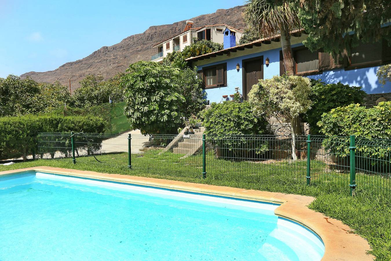 Bungalow dans une ferme "Finca Nim 2", vue sur la montagne, piscine et Wi-Fi in La Humbridilla, Grande Canarie du Sud