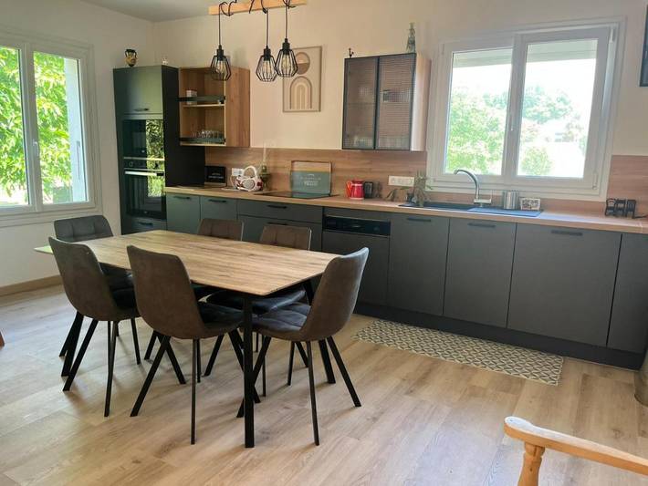 Location de vacances pour 6 personnes, avec jardin ainsi que vue et terrasse à Saint-Laurent-de-la-Prée - 3