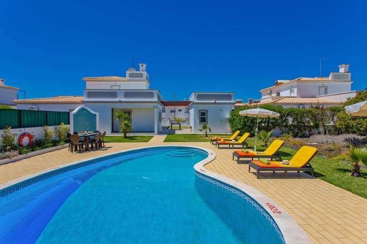 Villa voor 6 personen, met tuin in Galé